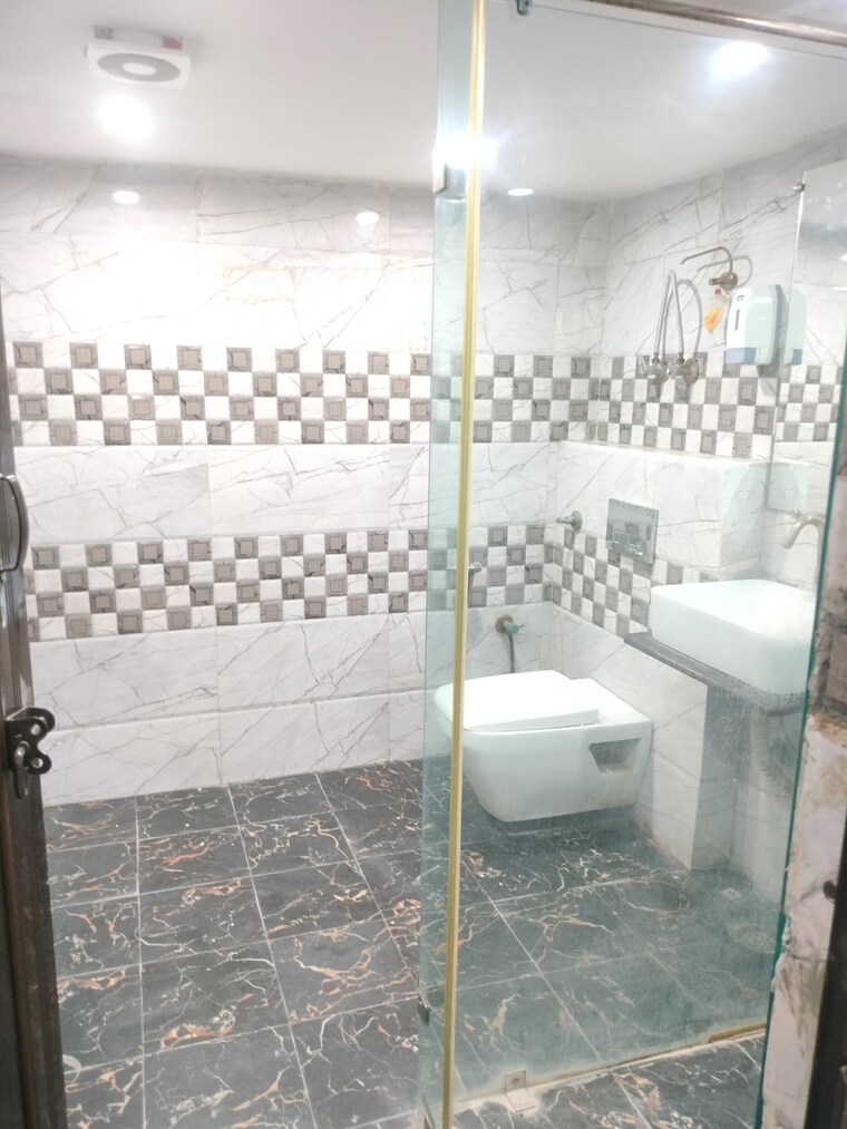 Bathroom, sector 2 Commercial Office Space 2300 Sq.Ft. In Sector 2 Noida 9682123