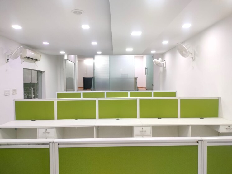 Team Area, sector 2 Commercial Office Space 2300 Sq.Ft. In Sector 2 Noida 9682123