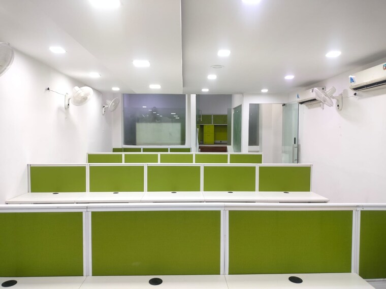 undefined, sector 2 Commercial Office Space 2300 Sq.Ft. In Sector 2 Noida 9682123