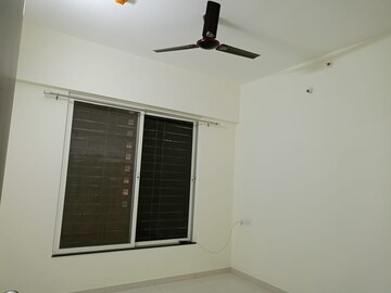 Room in 2 BHK Apartment at Kolte Patil Life Republic, Hinjewadi – for Rent