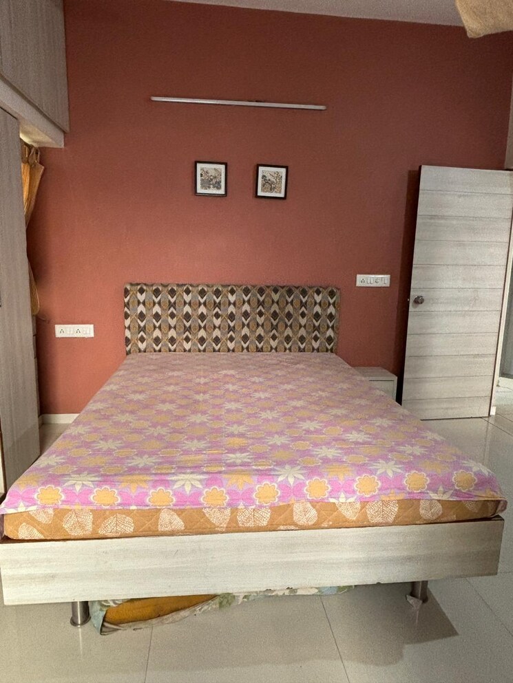 Bedroom, vastrapur 2 Bedroom 1250 Sq.Ft. Apartment In Vastrapur Ahmedabad 9682128