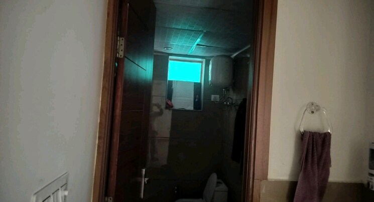 Bathroom, bptp-parkland 3 Bedroom 1453 Sq.Ft. Apartment In Sector 75 Faridabad 9682150