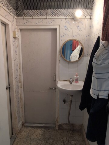 Bathroom in 1 RK Apartment at Andheri West – for Rent
