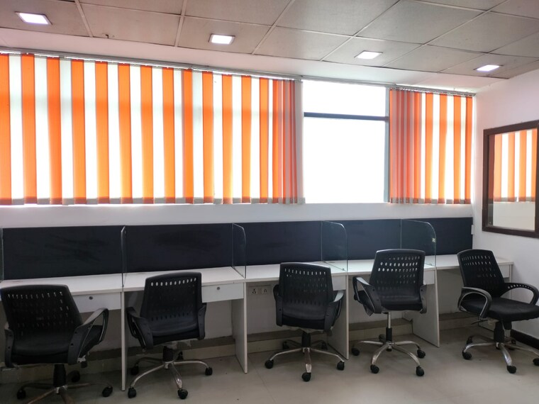 Team Area, sector 3 Commercial Office Space 730 Sq.Ft. In Sector 3 Noida 9682195