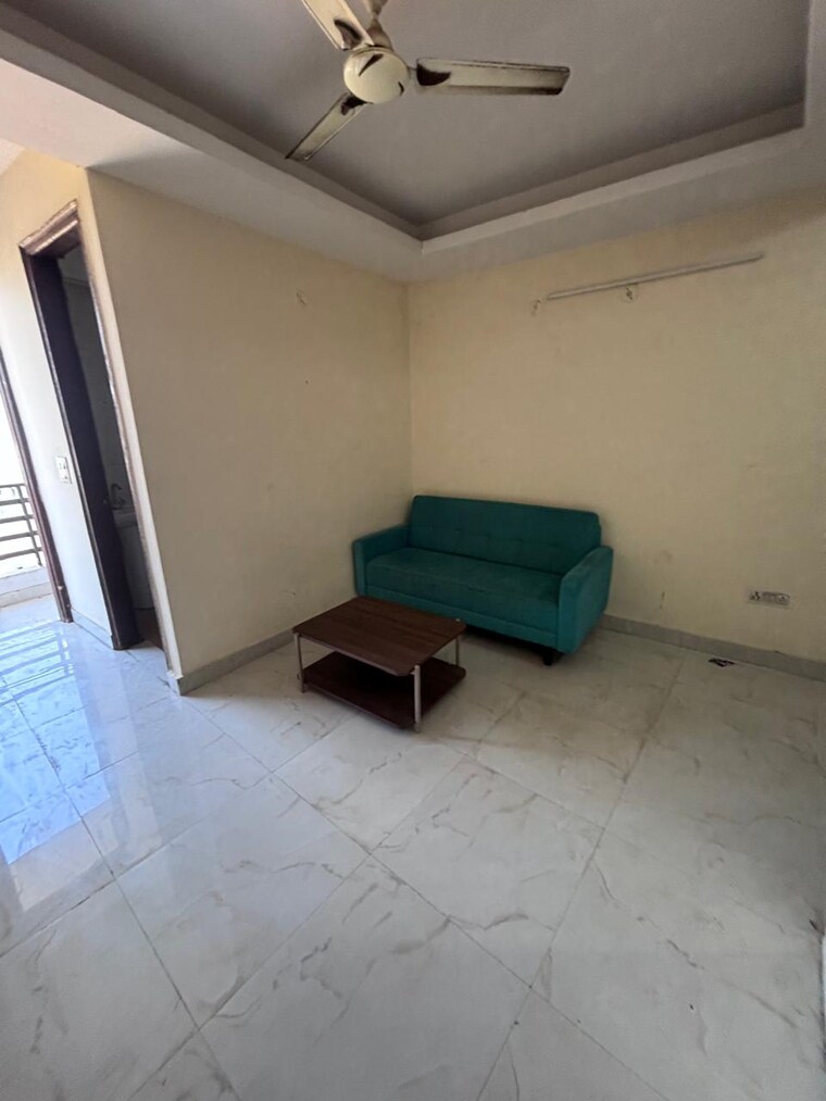 Living Room, palm-residency-chhatarpur 1 Bedroom 450 Sq.Ft. Apartment In Chattarpur Delhi 9682206