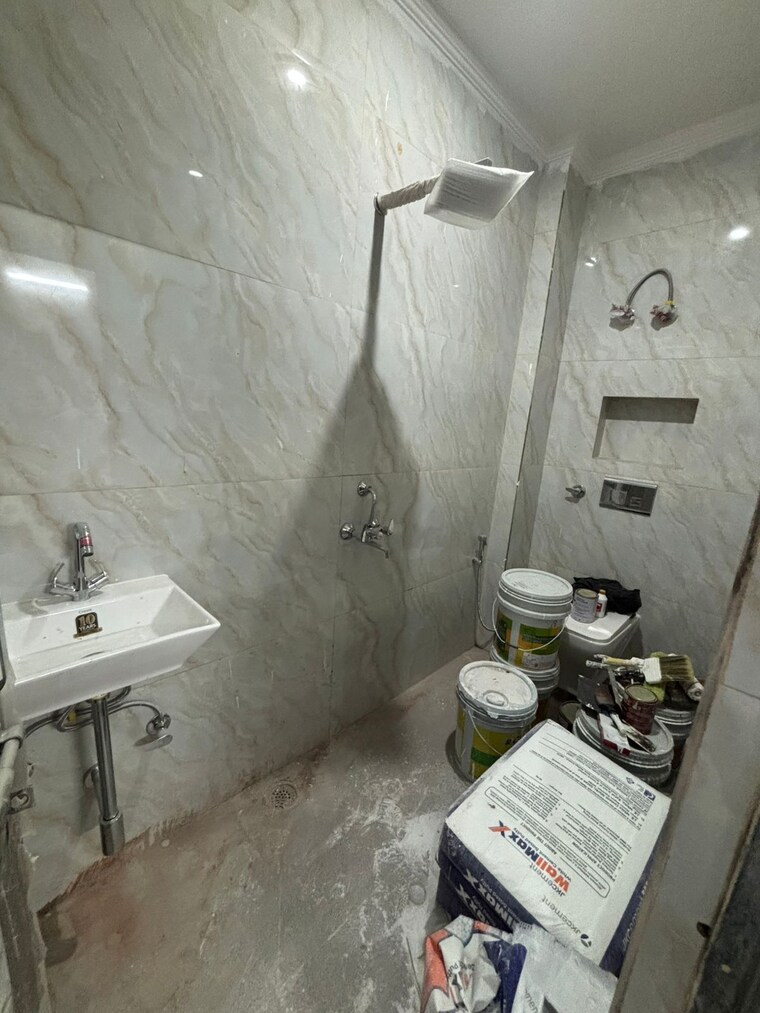 Bathroom, palm-residency-chhatarpur 1 Bedroom 450 Sq.Ft. Apartment In Chattarpur Delhi 9682206