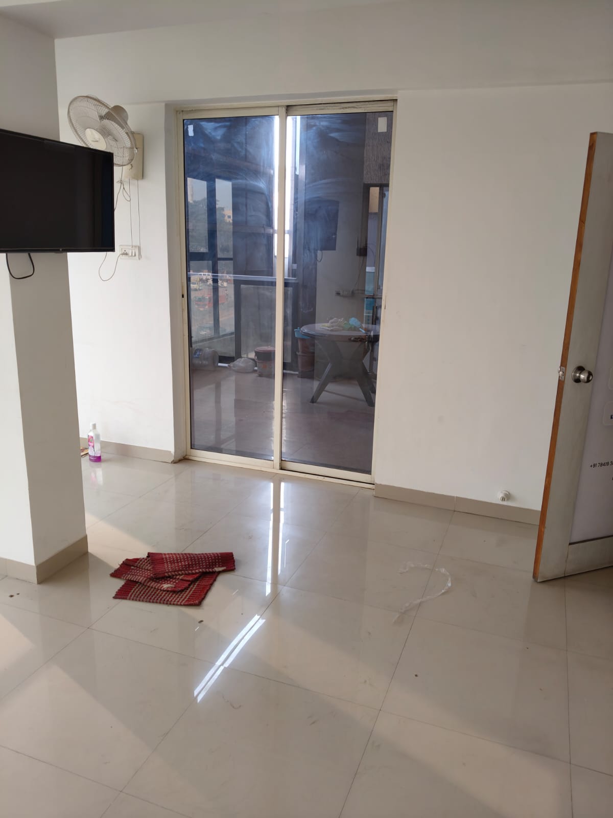 3 BHK + Pooja Room Apartment For Rent in Hot Liza Society