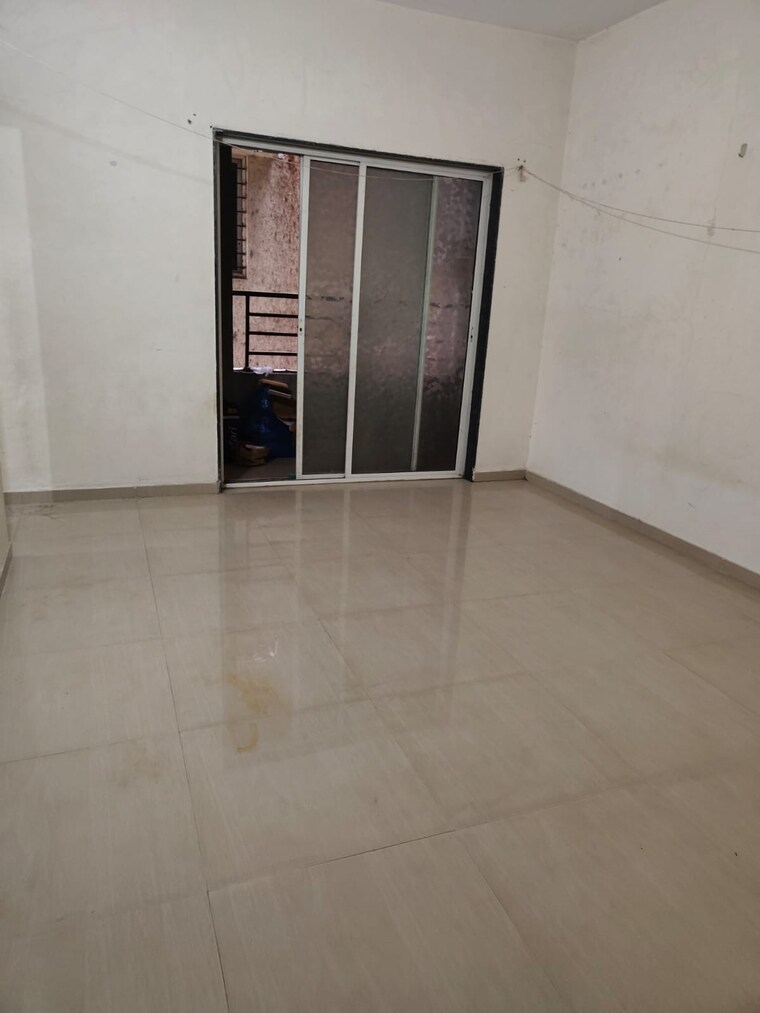 Room, kalyani nagar 3 Bedroom 1800 Sq.Ft. Apartment In Kalyani Nagar Pune 9682221