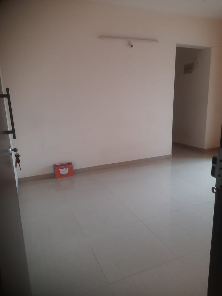 Room, kalyani nagar 3 Bedroom 1800 Sq.Ft. Apartment In Kalyani Nagar Pune 9682221