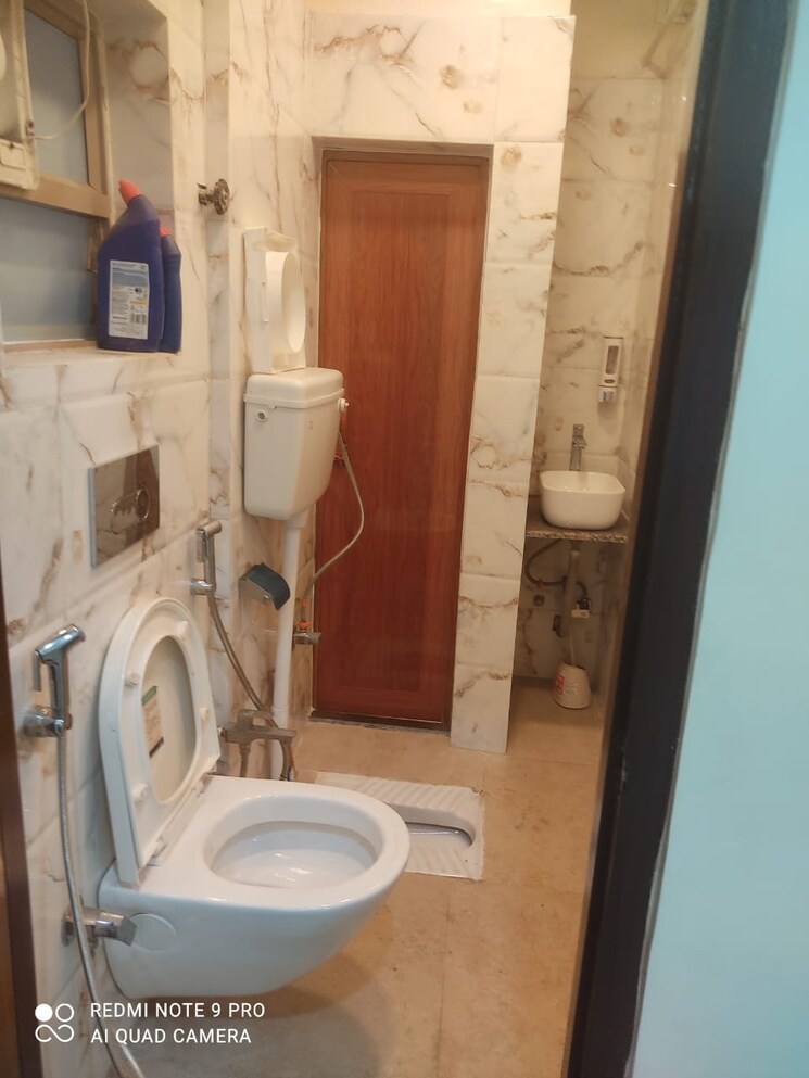 Bathroom, natural-awas 3 Bedroom 1420 Sq.Ft. Apartment In Chinar Park Kolkata 9682229