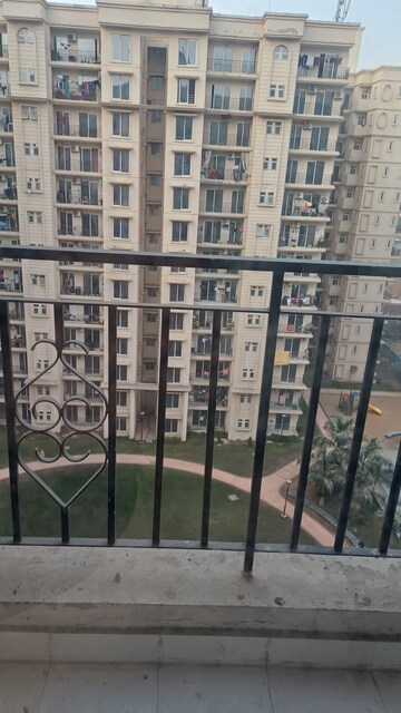 2 BHK Apartment For Sale in Signature The Serenas, Sohna Sector 36