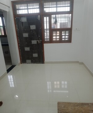 Room in 2 BHK Independent House at Aliganj – for Rent