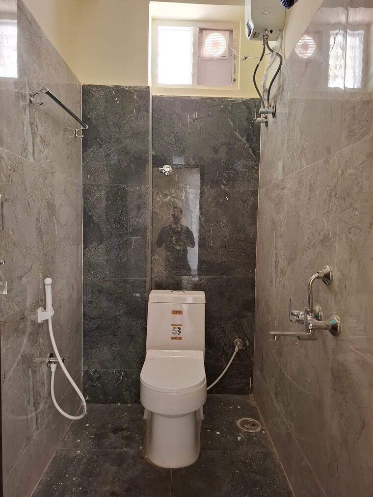 Bathroom, raghavendra-arcade 1 Bedroom 750 Sq.Ft. Apartment In Kondapur Hyderabad 9682259