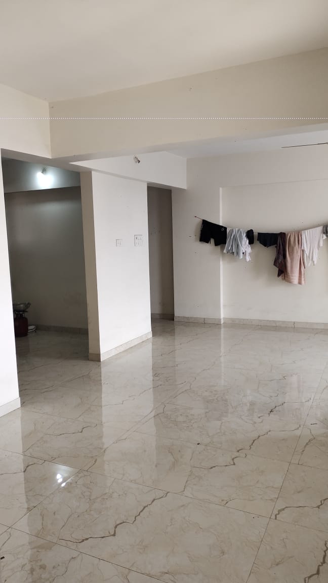 Room in 2 BHK Apartment at Shree Krushna Park, Kharadi – for Rent
