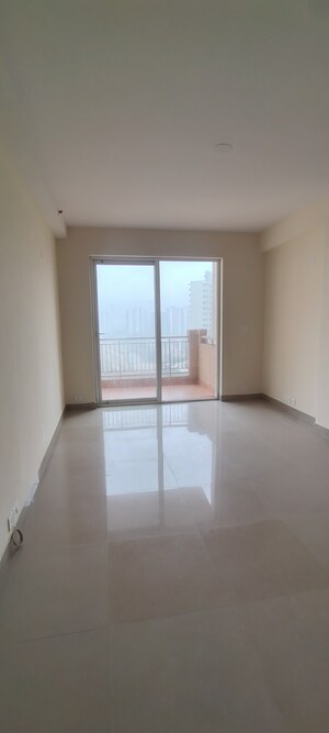 Furnished Amenities in 3 BHK Apartment at Ansal Highland Park, Sector 103 – for Rent