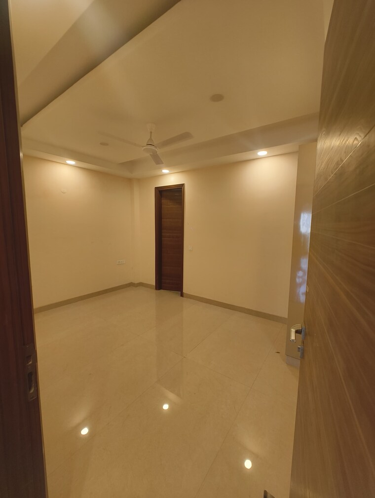 Room, palm-residency-chhatarpur 2 Bedroom 800 Sq.Ft. Apartment In Chattarpur Delhi 9682295