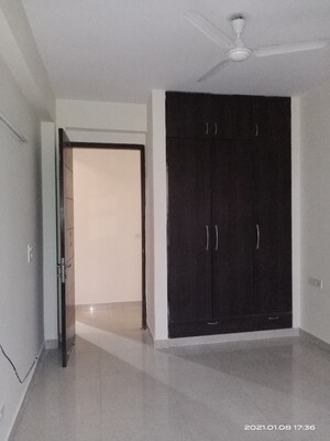 Room in 2 BHK Builder Floor at Vasant Kunj – for Rent
