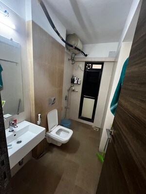 Master Bedroom in 1 BHK Apartment at Hilton Tower, Andheri East – for Rent