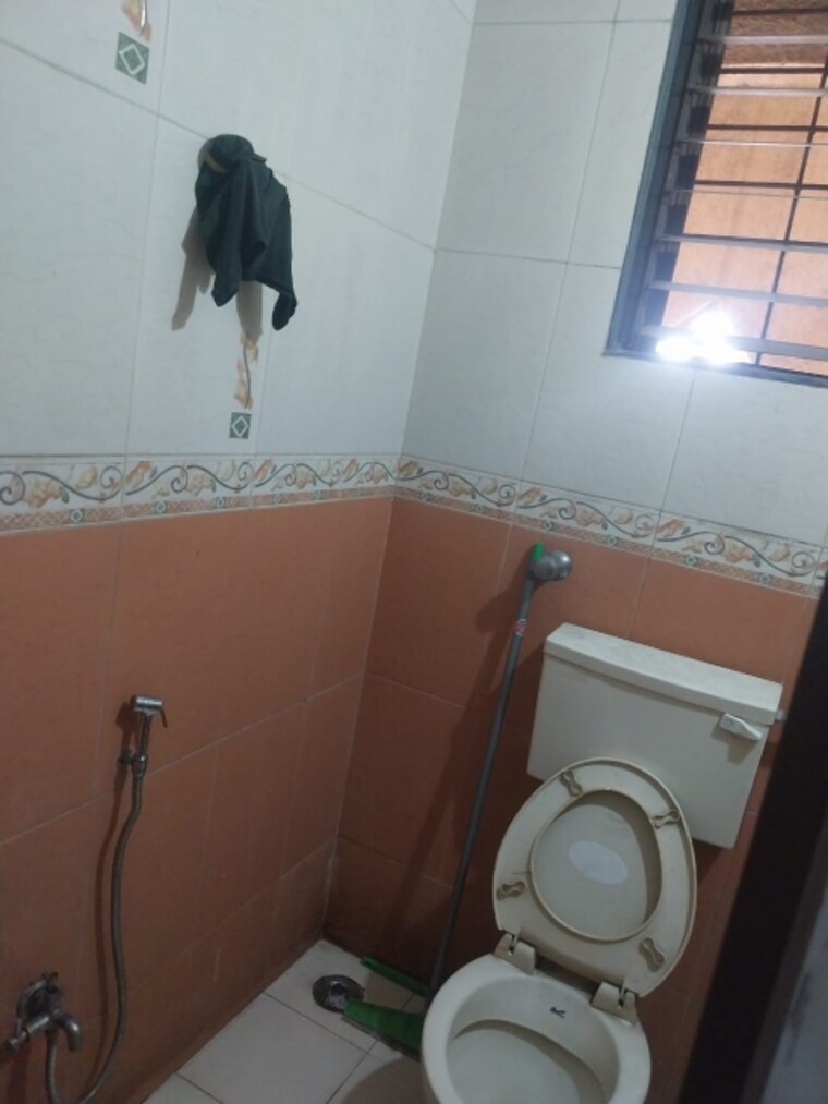 Bathroom, kopar khairane 3 Bedroom 1300 Sq.Ft. Apartment In Kopar Khairane Navi Mumbai 9682345