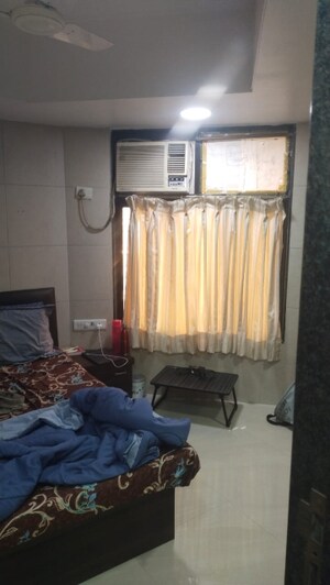 Living Room in 3 BHK Apartment at Kopar Khairane – for Rent