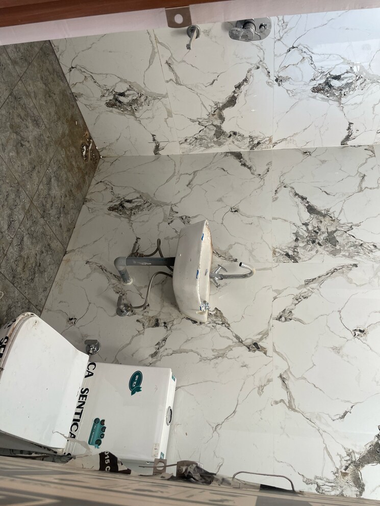 Bathroom, sector 23a 1 Bedroom 650 Sq.Ft. Builder Floor In Sector 23a Gurgaon 9682354