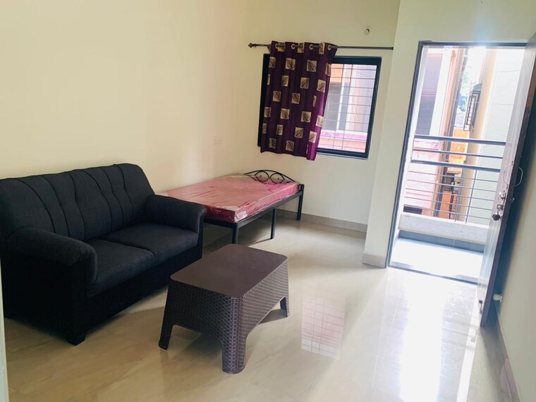 Living Room, koregaon park annexe 1 RK 300 Sq.Ft. Independent House In Koregaon Park Annexe Pune 9682358