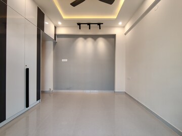 Room in 3 BHK Apartment at Sri Sai Residency Horamavu, Horamavu – for Rent