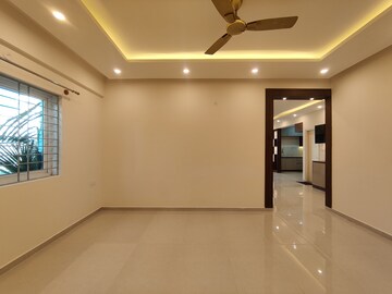 Room in 3 BHK Apartment at Sri Sai Residency Horamavu, Horamavu – for Rent