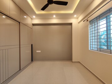 Room in 3 BHK Apartment at Sri Sai Residency Horamavu, Horamavu – for Rent