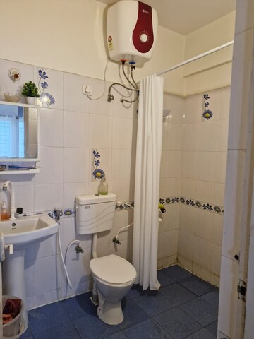 Bathroom in 3 BHK Builder Floor at SBB Spring Field, Hbr Layout – for Rent