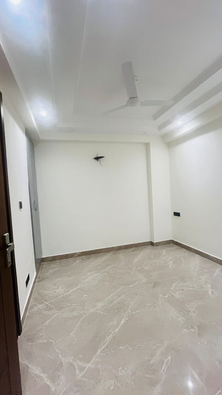 Room, palm-residency-chhatarpur 3 Bedroom 1200 Sq.Ft. Apartment In Chattarpur Delhi 9682375
