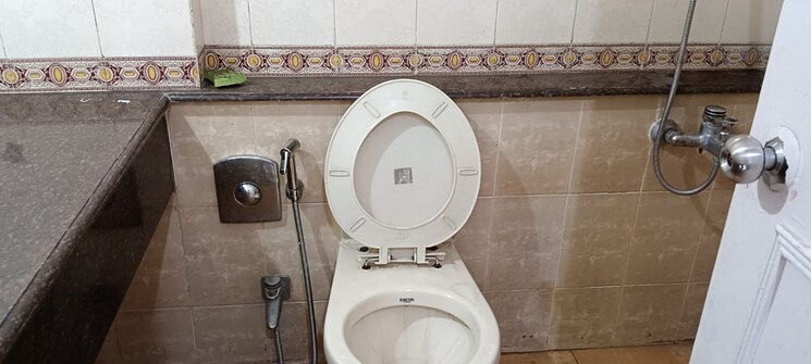 Bathroom, ajmera-cosmic-heights 3 Bedroom 1000 Sq.Ft. Apartment In Bhakti Park Mumbai 9682376