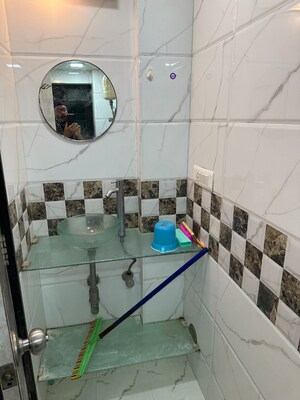 Master Bedroom in 1 RK Apartment at Sher E Punjab, Andheri East – for Rent