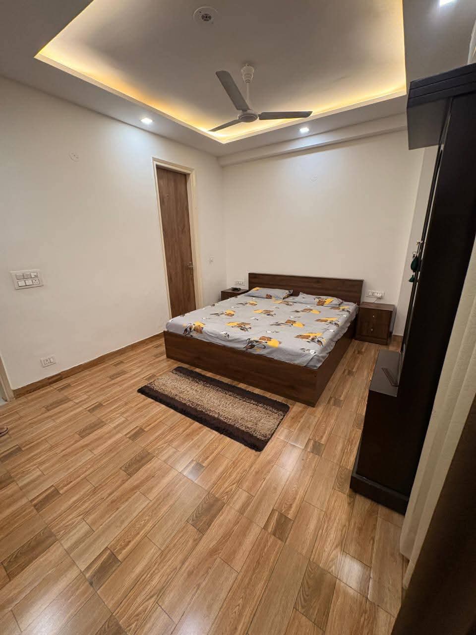 2 BHK + Pooja Room Builder Floor For Rent in Ansal Plaza Sector-23