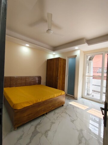 Bedroom in Studio Builder Floor at Sector 31 – for Rent