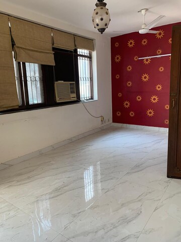 Room in 3 BHK Builder Floor at Malviya Nagar – for Sale