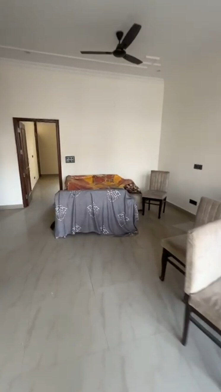 Bedroom, sector 12 panchkula 3 Bedroom 2100 Sq.Ft. Builder Floor In Sector 12 Panchkula Panchkula 9682493