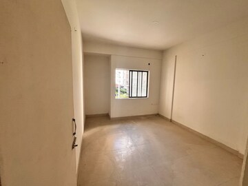 Room in 3 BHK Apartment at Devaloke Sonar City, Narendrapur – for Sale