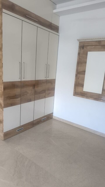 Room in 1 BHK Apartment at Hiranandani Zen Maple, Powai – for Rent