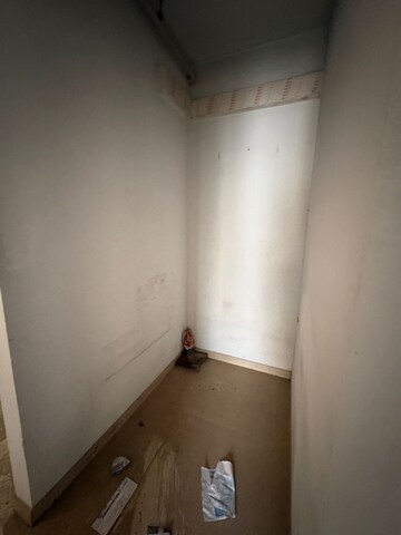 Room in 2 BHK Apartment at Lodha Casa Lagoona, Shilphata – for Rent