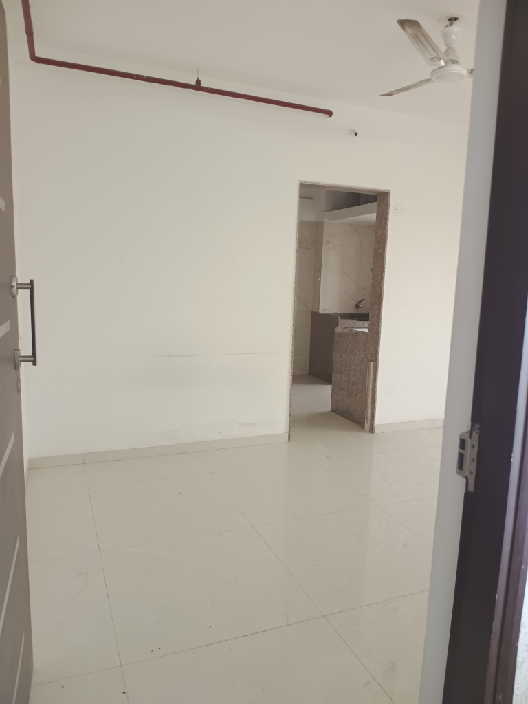 2 BHK + Extra Room Apartment For Sale in Tiara Hills