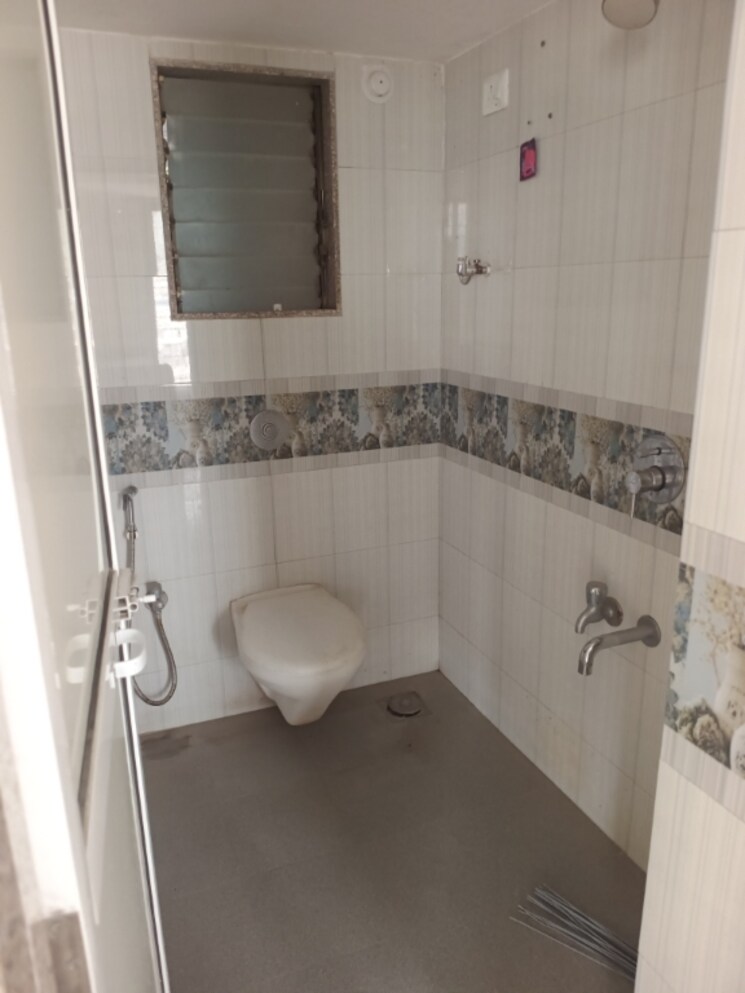 Bathroom, tiara-hills 2 Bedroom 575 Sq.Ft. Apartment In Mira Road Thane 9682568