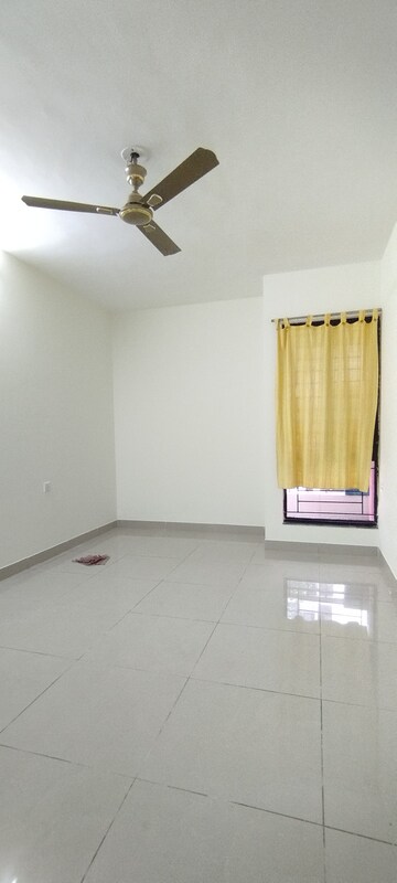 Room in 2 BHK Apartment at Nanded Madhuvanti, Sinhagad Road – for Rent