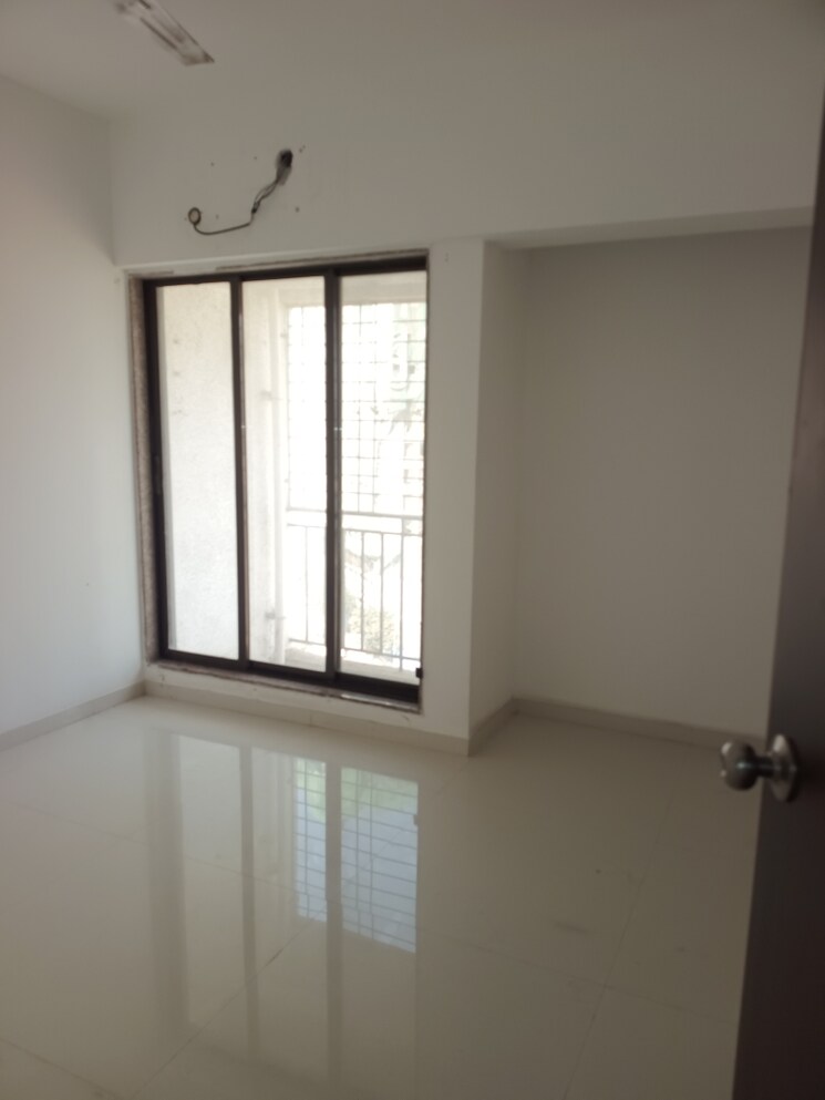 Room, tiara-hills 2 Bedroom 575 Sq.Ft. Apartment In Mira Road Thane 9682568
