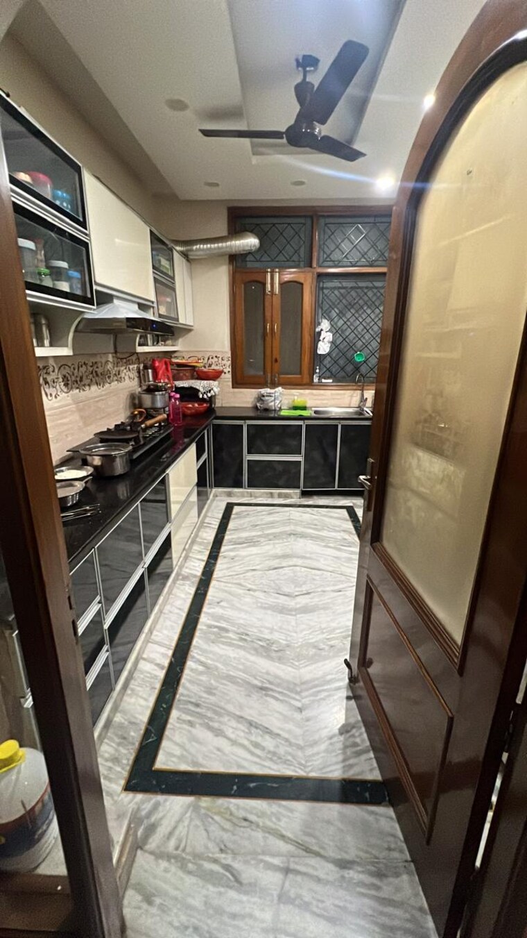 Balcony, sector 23 6 Bedroom 342 Sq.Yd. Independent House In Sector 23 Gurgaon 9682579