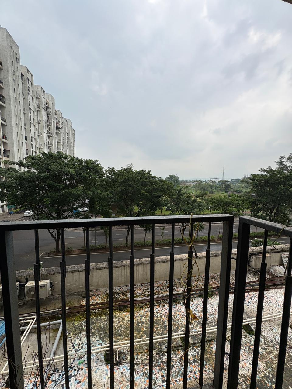 2 BHK + Pooja Room,Servant Room Apartment For Rent in Lodha Lakeshore Greens