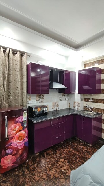 Kitchen in 1 BHK Builder Floor at DLF City Phase IV, Dlf Phase iv – for Rent