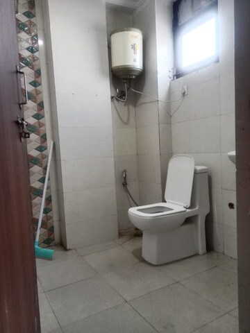 Bathroom in 1 BHK Builder Floor at Saket – for Rent