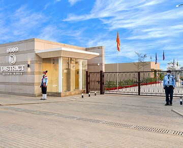  Plot – Exterior View View at BPTP District, Sector 81 - for Sale