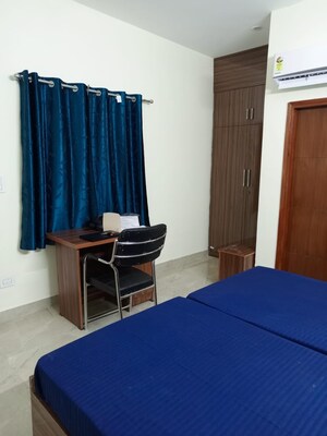 Room in  Pg at Sector 42 – for Rent